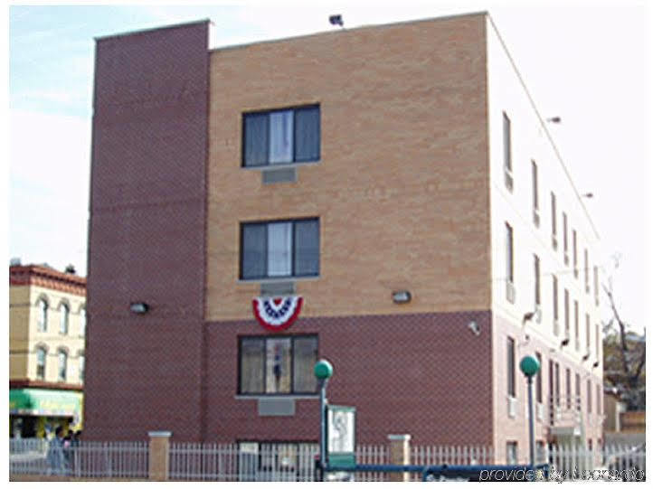 Red Carpet Inn Brooklyn New York Exterior foto